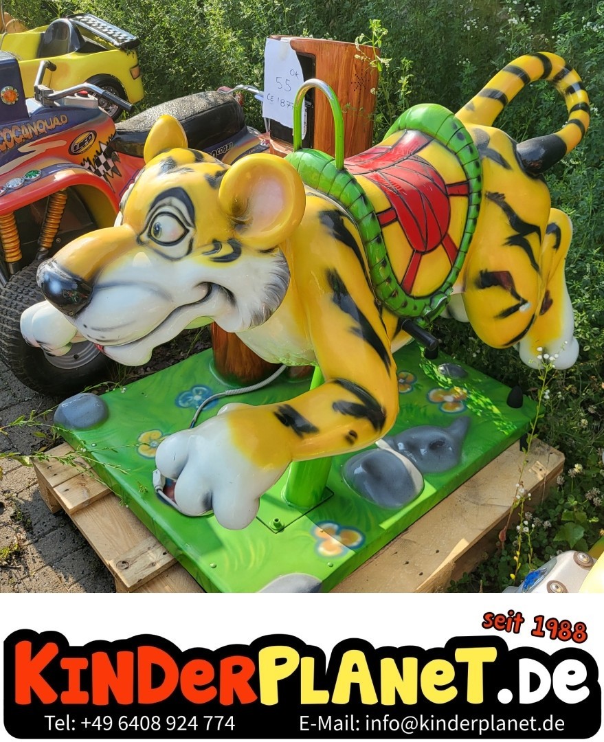 Tiger mit Baum als Kassensäule