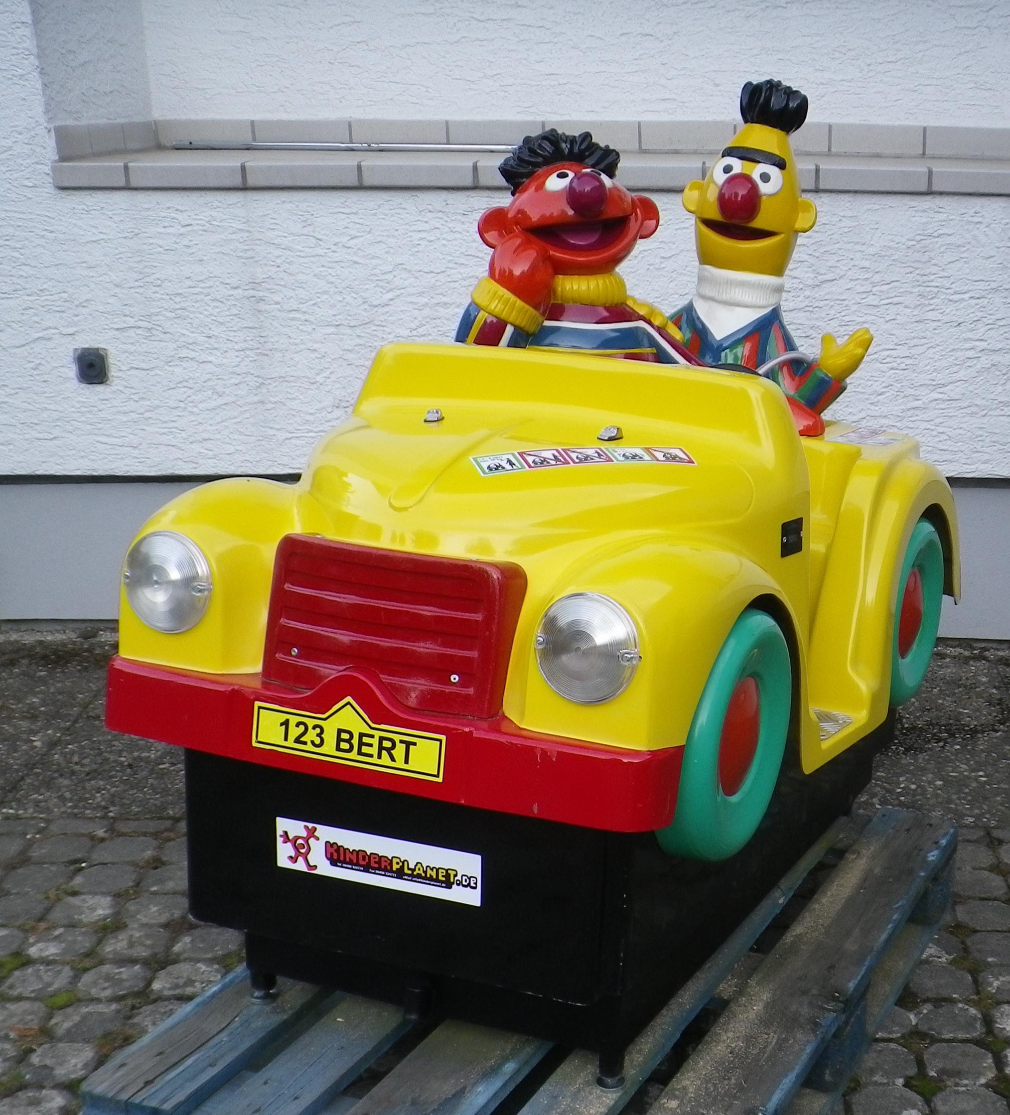 Sesamstrasse Ernie und Bert Auto Funcar Sesamestreet Sesamstraße Hanson Muppet 